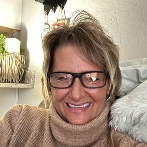 Meet your Posher, Jill